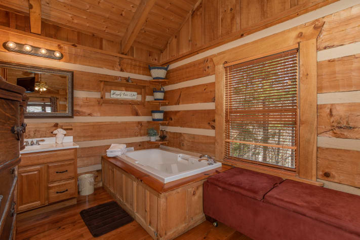 Pigeon Forge, Tennessee Cabin Rental - Gallery Image #13