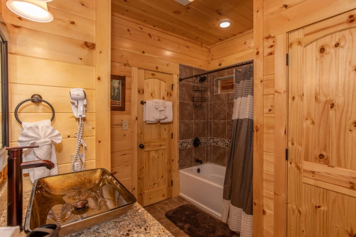 Gatlinburg, Tennessee Cabin Rental - Gallery Image #22