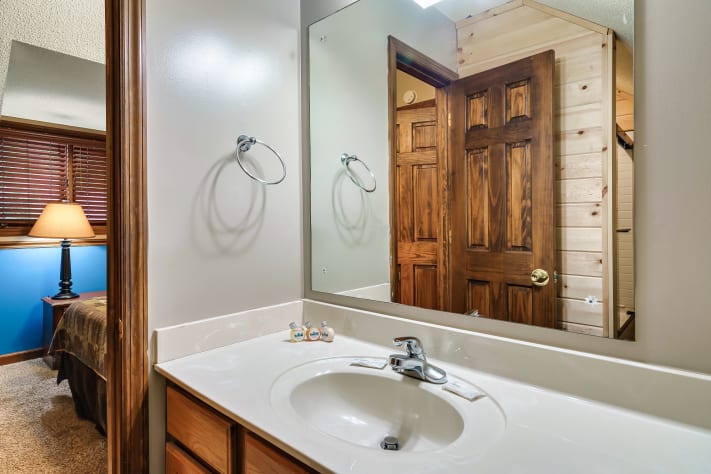 Gatlinburg, Tennessee Cabin Rental - Gallery Image #31
