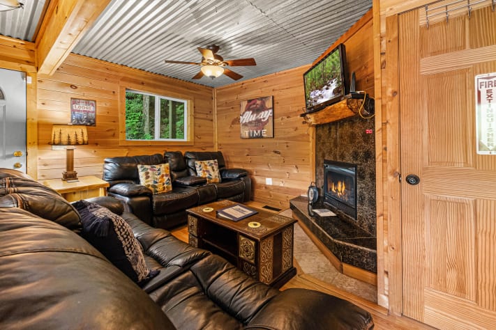 Gatlinburg, Tennessee Cabin Rental - Gallery Image #2