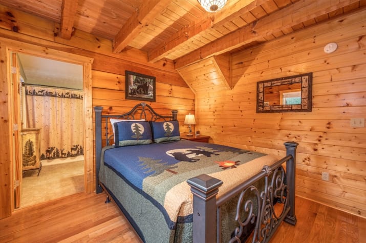 Over the Mountain - Main Level Primary Pigeon Forge, Tennessee Cabin Rental - Gallery Image #17