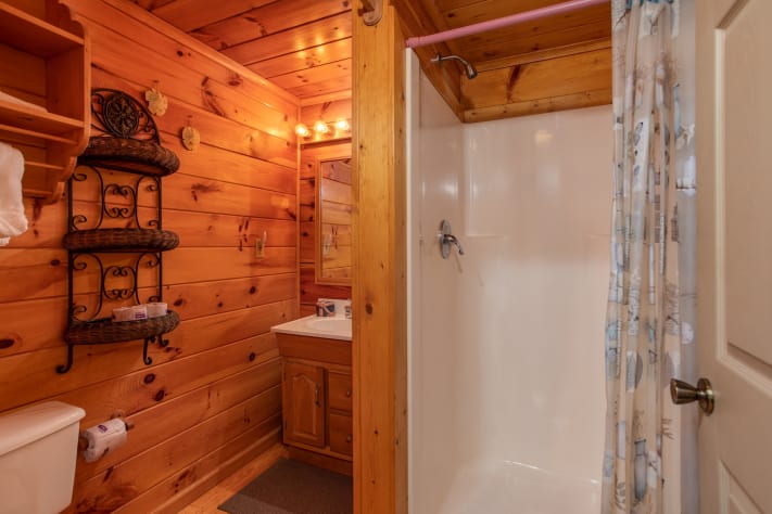 Pigeon Forge, Tennessee Cabin Rental - Gallery Image #9