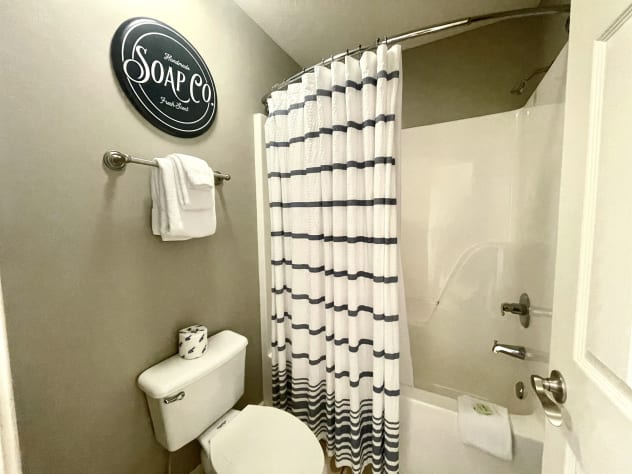 Photo #5 Pigeon Forge, Tennessee Cabin Rental - Gallery Image #5