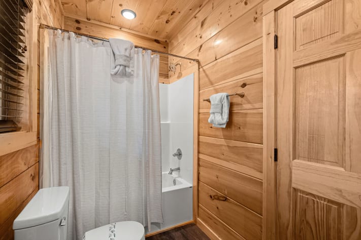 Gatlinburg, Tennessee Cabin Rental - Gallery Image #14