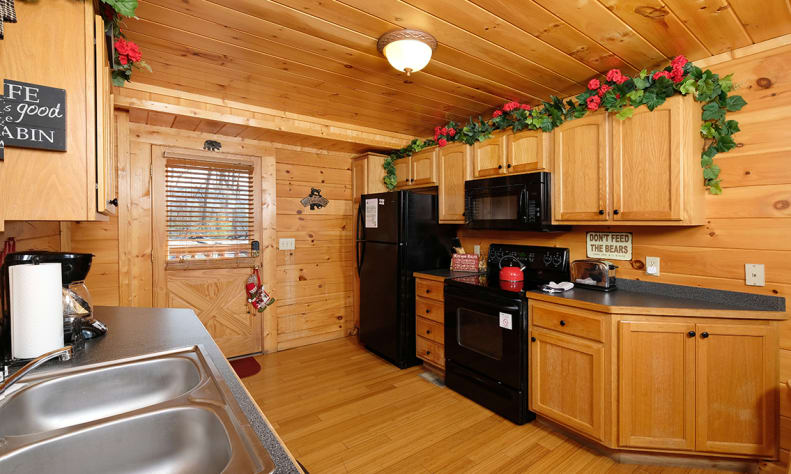 Pigeon Forge, Tennessee Cabin Rental - Gallery Image #15