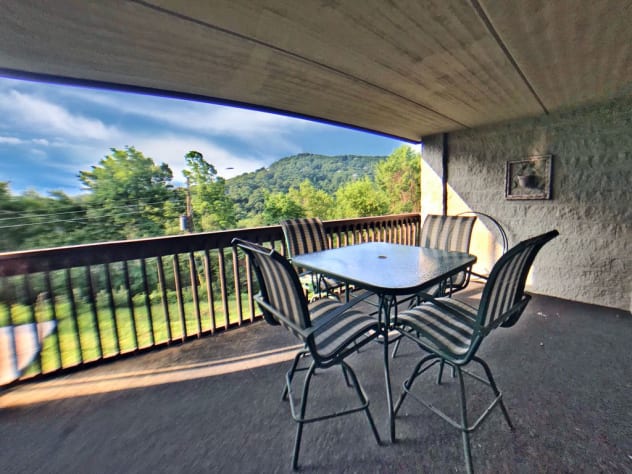 Gatlinburg, Tennessee Cabin Rental - Gallery Image #26