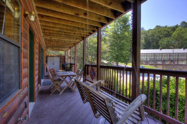 Pigeon Forge, Tennessee Cabin Rental - Gallery Image #10