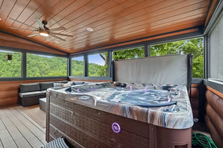 Gatlinburg, Tennessee Cabin Rental - Gallery Image #24