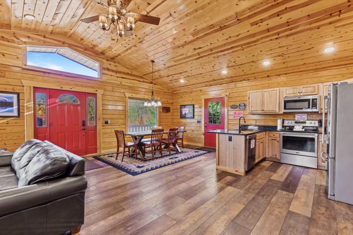 Gatlinburg, Tennessee Cabin Rental - Gallery Image #9