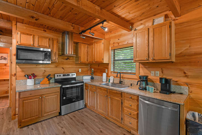 Pigeon Forge, Tennessee Cabin Rental - Gallery Image #11