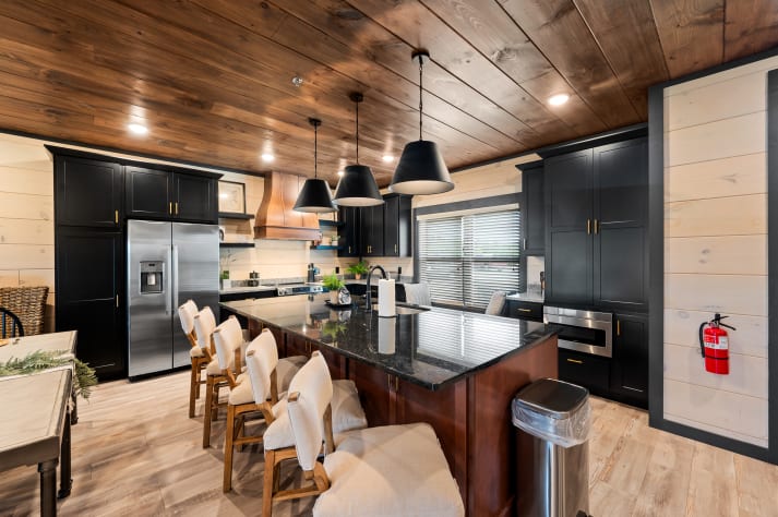 Gourmet kitchen is ready for entertaining. Sevierville, Tennessee Cabin Rental - Gallery Image #15