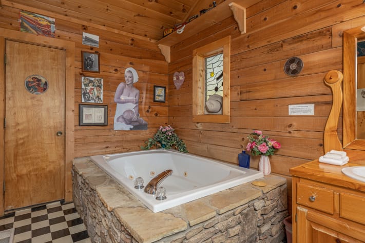 Pigeon Forge, Tennessee Cabin Rental - Gallery Image #12