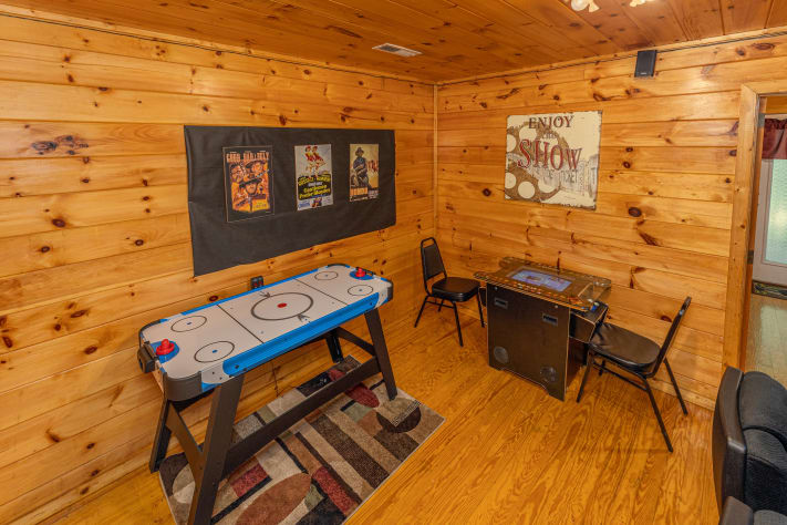 Pigeon Forge, Tennessee Cabin Rental - Gallery Image #5