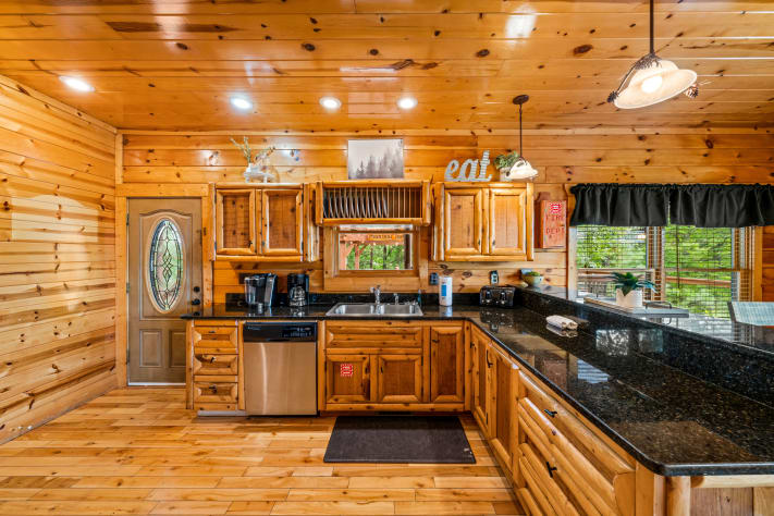 Gatlinburg, Tennessee Cabin Rental - Gallery Image #7