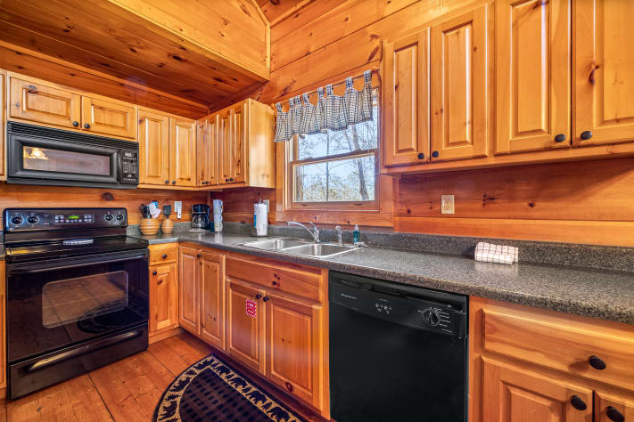 Gatlinburg, Tennessee Cabin Rental - Gallery Image #10