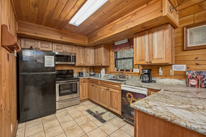 Pigeon Forge, Tennessee Cabin Rental - Gallery Image #10
