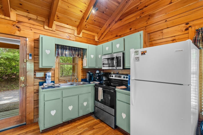 Pigeon Forge, Tennessee Cabin Rental - Gallery Image #10