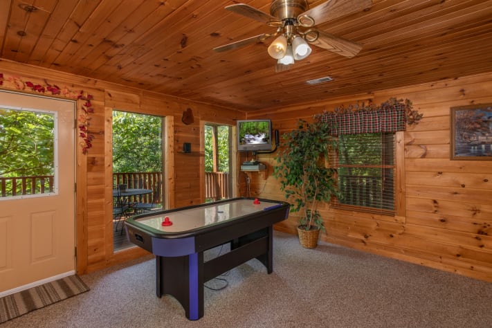 Pigeon Forge, Tennessee Cabin Rental - Gallery Image #21