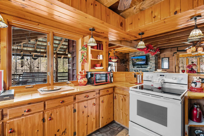 Gatlinburg, Tennessee Cabin Rental - Gallery Image #17