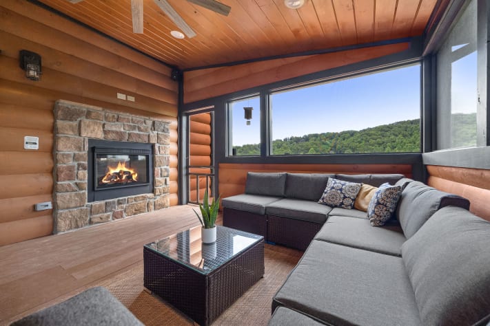 Gatlinburg, Tennessee Cabin Rental - Gallery Image #2