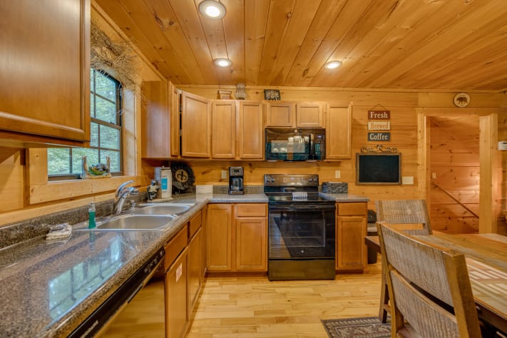 Gatlinburg, Tennessee Lodge Rental - Gallery Image #5