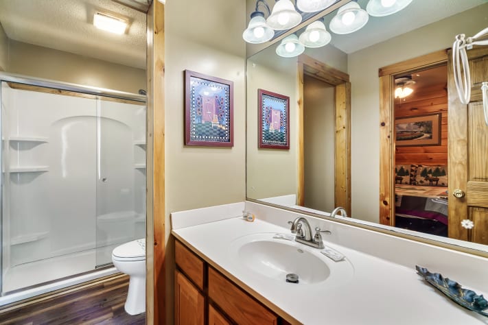 Gatlinburg, Tennessee Cabin Rental - Gallery Image #24