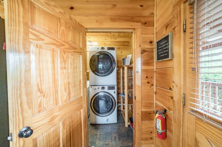 Washer and dryer for your use! Pigeon Forge, Tennessee Cabin Rental - Gallery Image #19