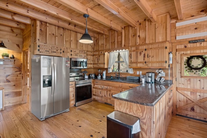 Gatlinburg, Tennessee Cabin Rental - Gallery Image #13
