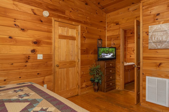 Pigeon Forge, Tennessee Cabin Rental - Gallery Image #13