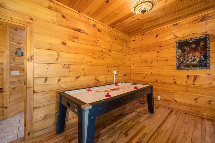 Pigeon Forge, Tennessee Cabin Rental - Gallery Image #23
