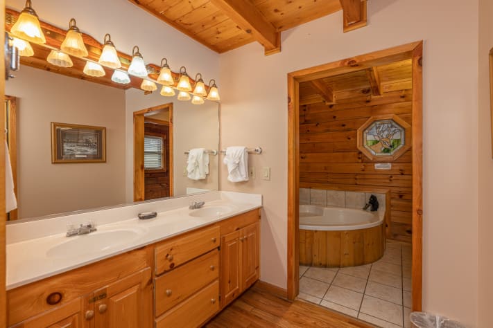 Pigeon Forge, Tennessee Cabin Rental - Gallery Image #17