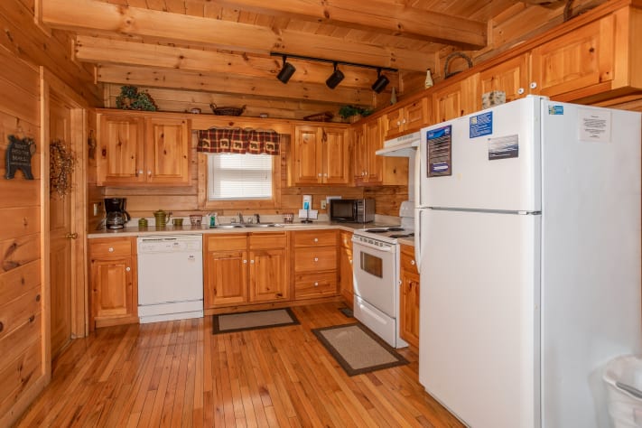 Pigeon Forge, Tennessee Cabin Rental - Gallery Image #7