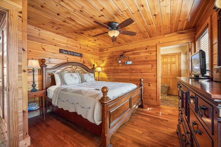 Pigeon Forge, Tennessee Cabin Rental - Gallery Image #14