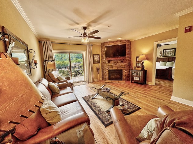 Gatlinburg, Tennessee Condo Rental - Gallery Image #1