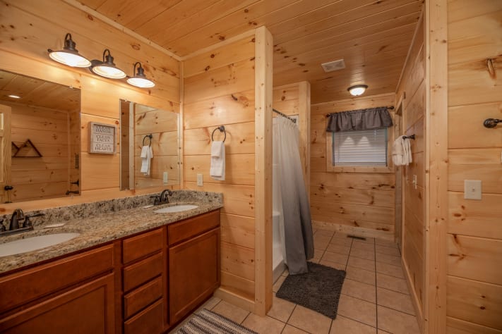 Pigeon Forge, Tennessee Cabin Rental - Gallery Image #11
