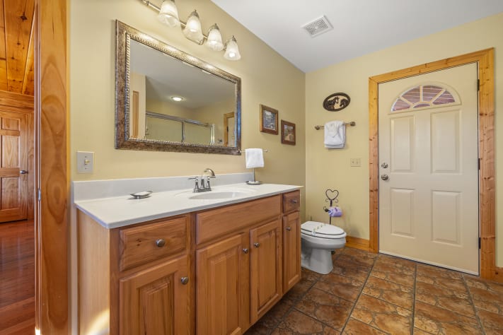 Pigeon Forge, Tennessee Cabin Rental - Gallery Image #16