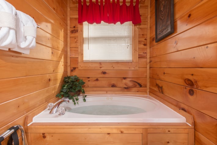 Gatlinburg, Tennessee Cabin Rental - Gallery Image #11