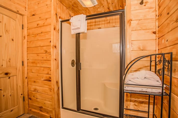 Photo #34 Pigeon Forge, Tennessee Cabin Rental - Gallery Image #34