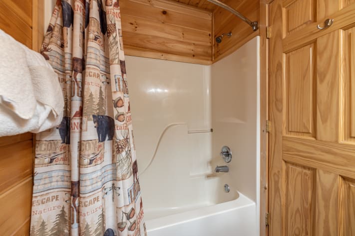 Pigeon Forge, Tennessee Cabin Rental - Gallery Image #15