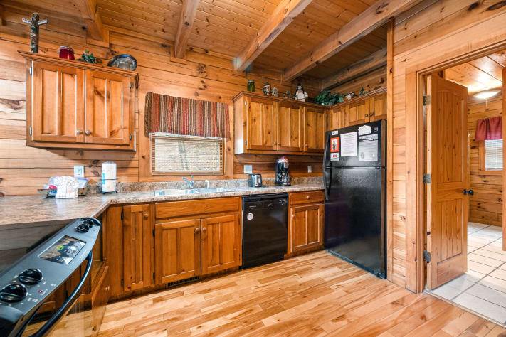 Pigeon Forge, Tennessee Cabin Rental - Gallery Image #12