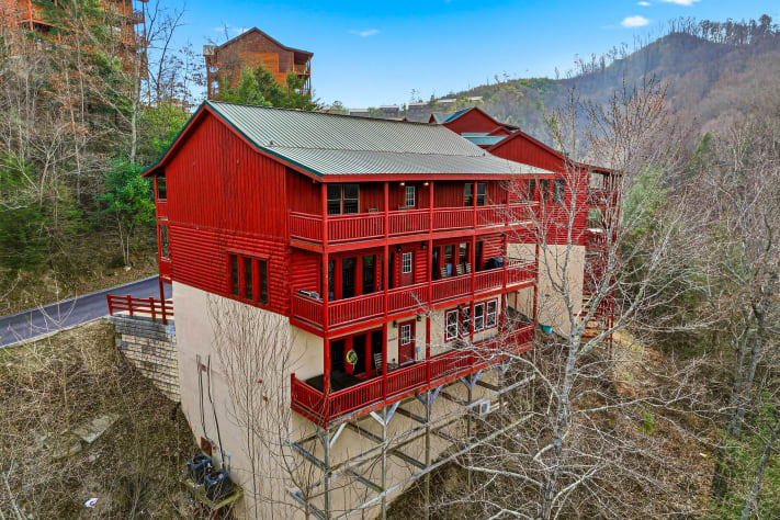 Pigeon Forge, Tennessee Cabin Rental - Gallery Image #2