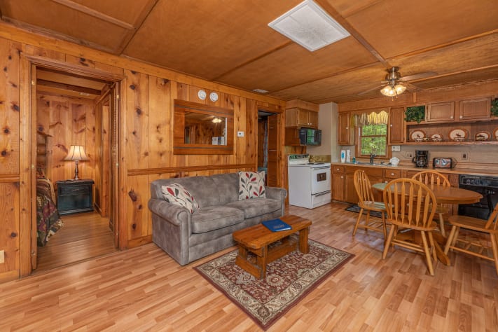 Gatlinburg, Tennessee Cabin Rental - Gallery Image #5