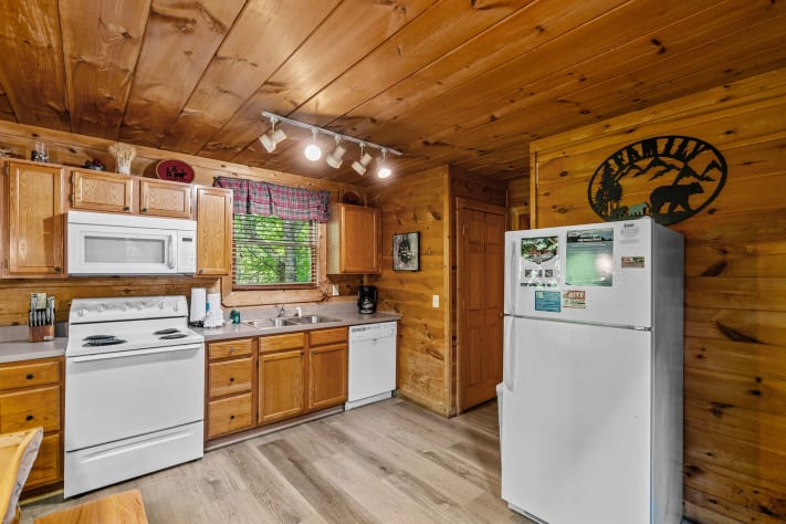 Gatlinburg, Tennessee Cabin Rental - Gallery Image #9