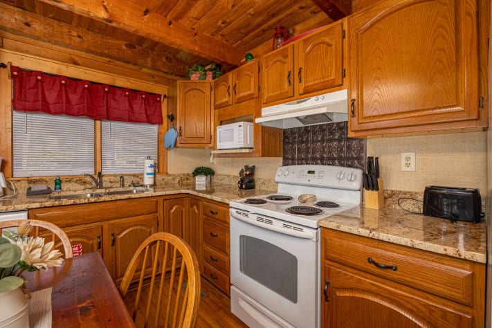 Pigeon Forge, Tennessee Cabin Rental - Gallery Image #10