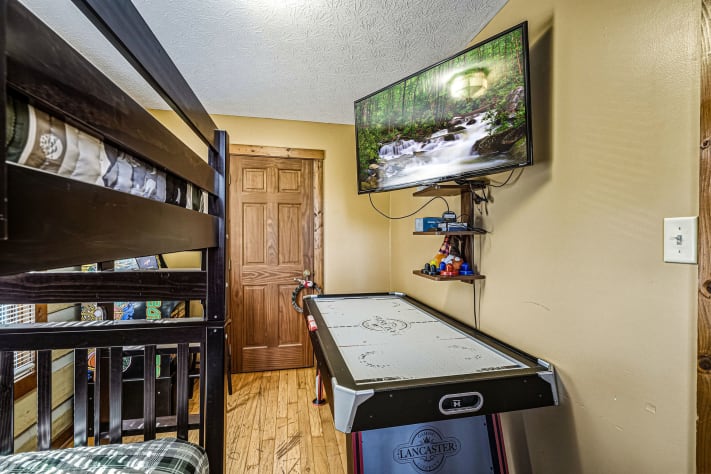Pigeon Forge, Tennessee Cabin Rental - Gallery Image #23