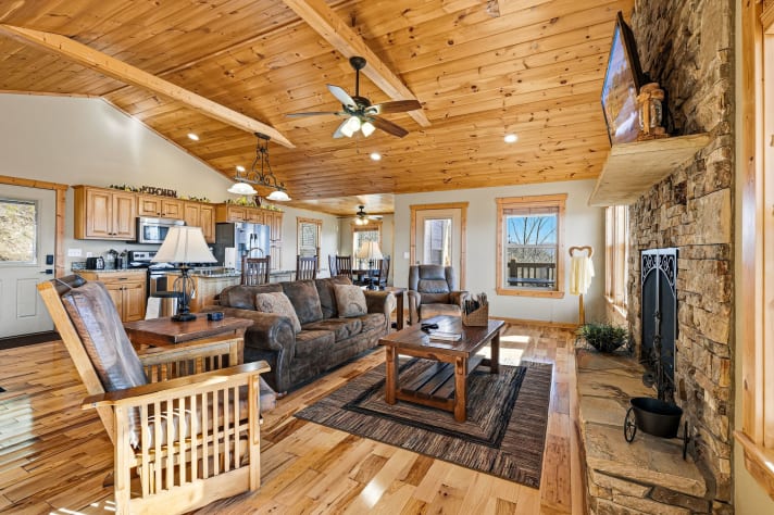 Pigeon Forge, Tennessee Cabin Rental - Gallery Image #6