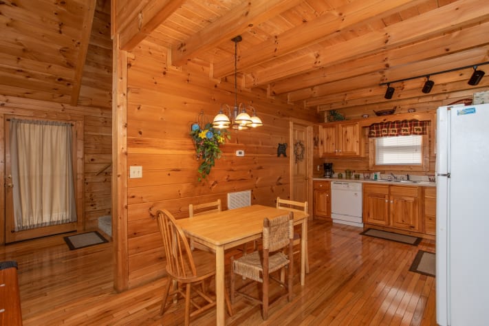 Pigeon Forge, Tennessee Cabin Rental - Gallery Image #6