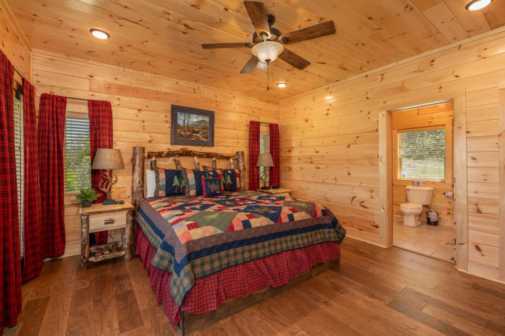 Gatlinburg, Tennessee Cabin Rental - Gallery Image #13