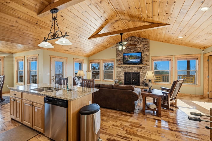 Pigeon Forge, Tennessee Cabin Rental - Gallery Image #4