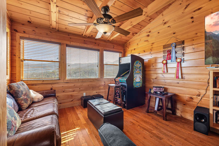 Pigeon Forge, Tennessee Cabin Rental - Gallery Image #24
